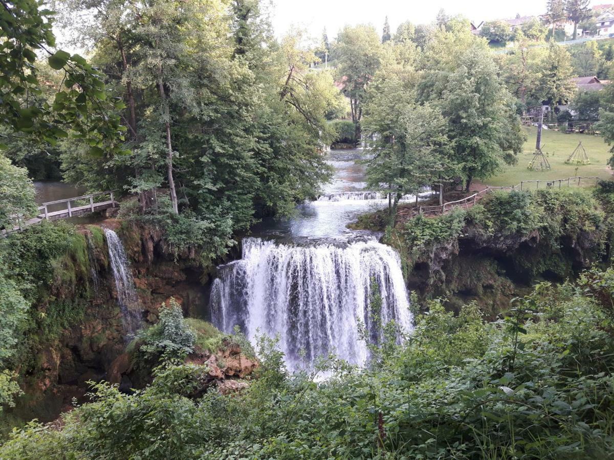 Apartman Petra & Tena Slunj Esterno foto