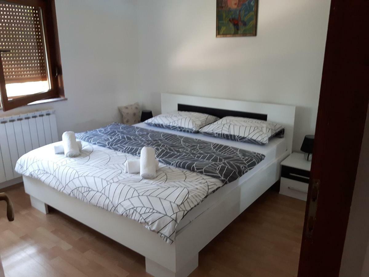Apartman Petra & Tena Slunj Esterno foto
